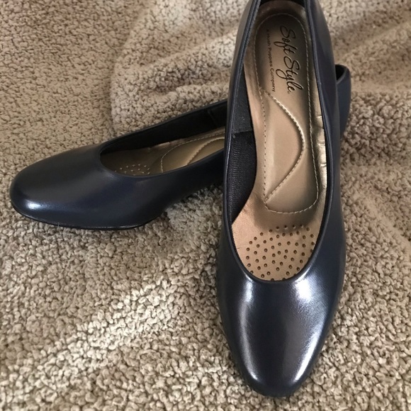 hush puppies high heel shoes